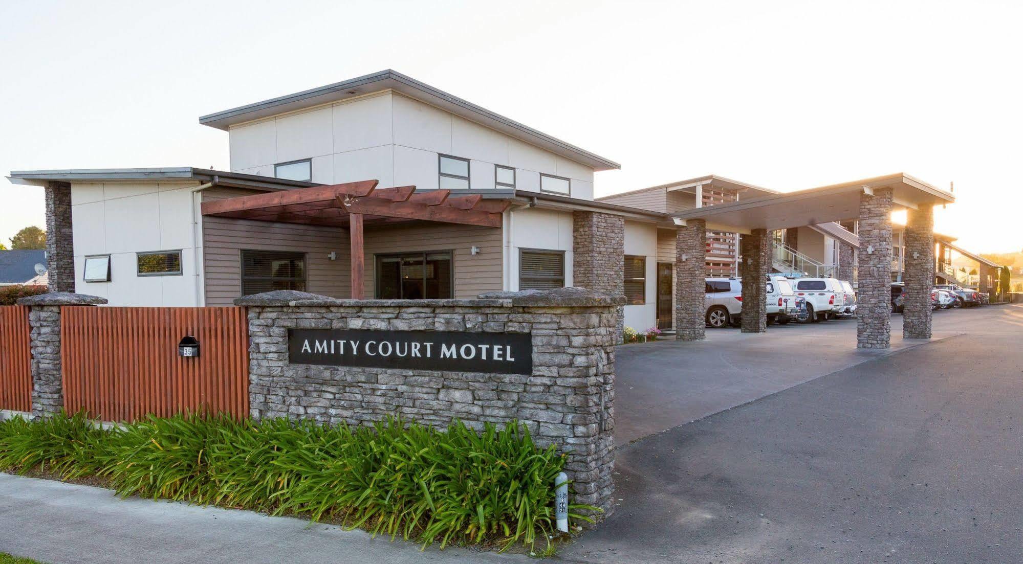 Amity Court Motel Stratford Dış mekan fotoğraf